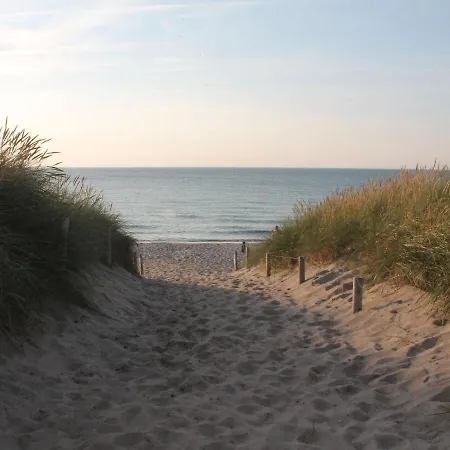 Modern Holiday In Near Sea Vakantiehuis Barnekow