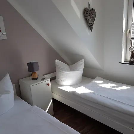 Modern Holiday In Near Sea Vakantiehuis Barnekow