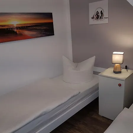 Modern Holiday In Near Sea Vakantiehuis Barnekow